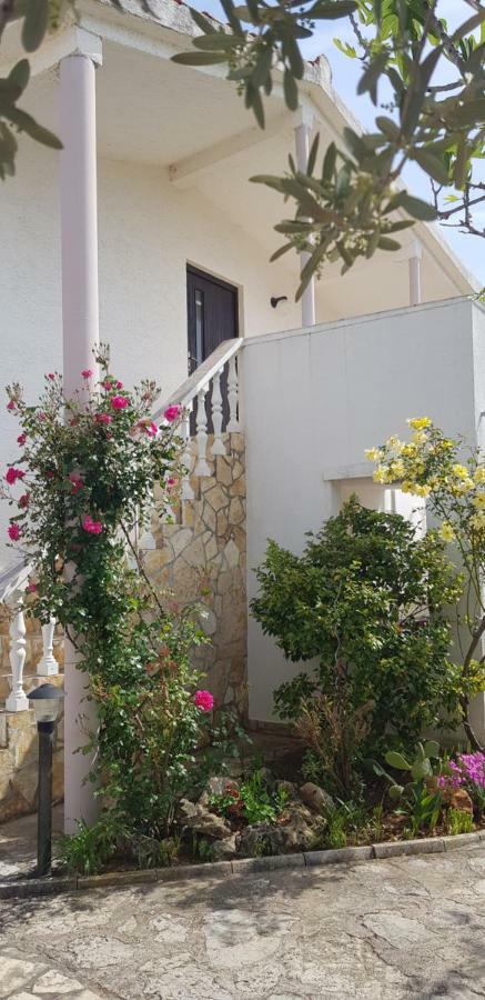 Apartments Mas-Rafaj วีร์ ภายนอก รูปภาพ